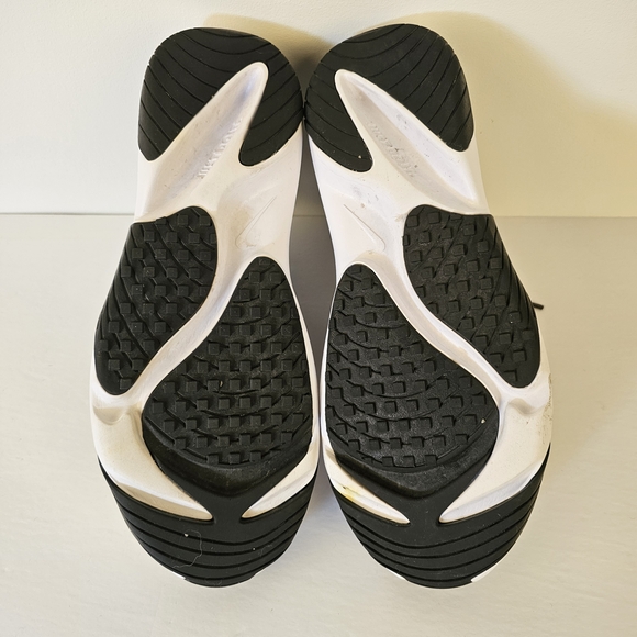 Nike Women's Zoom Air 2K Sneakers - Black and White 8.5US 40 EU - Picture 5 of 7